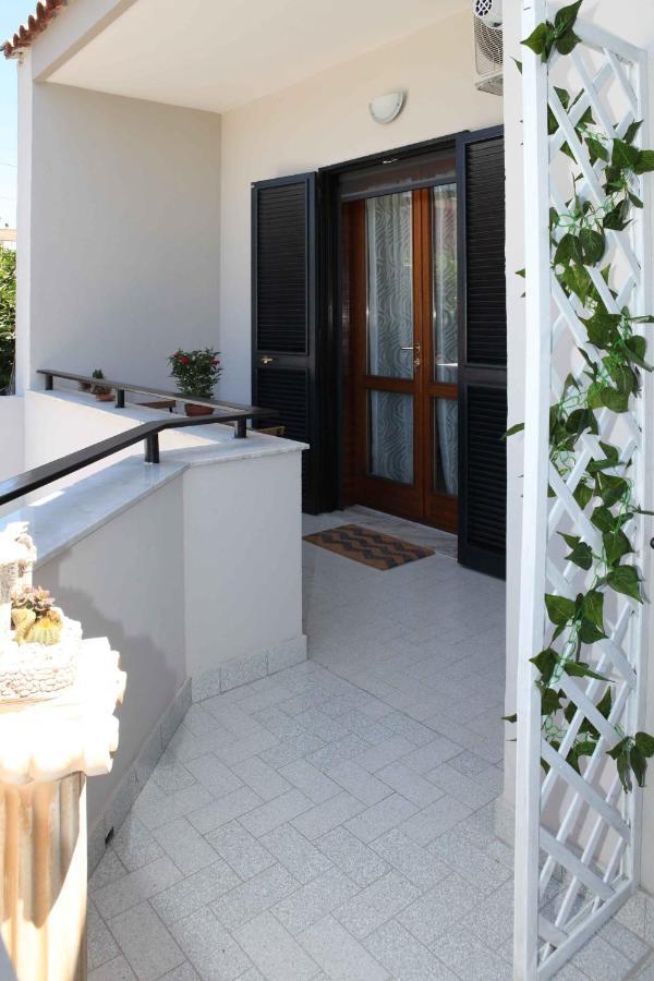 Bed and Breakfast Pompei Gryllus Екстер'єр фото